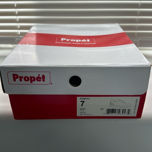 Propet Walking Shoes - Picture 3 of 6